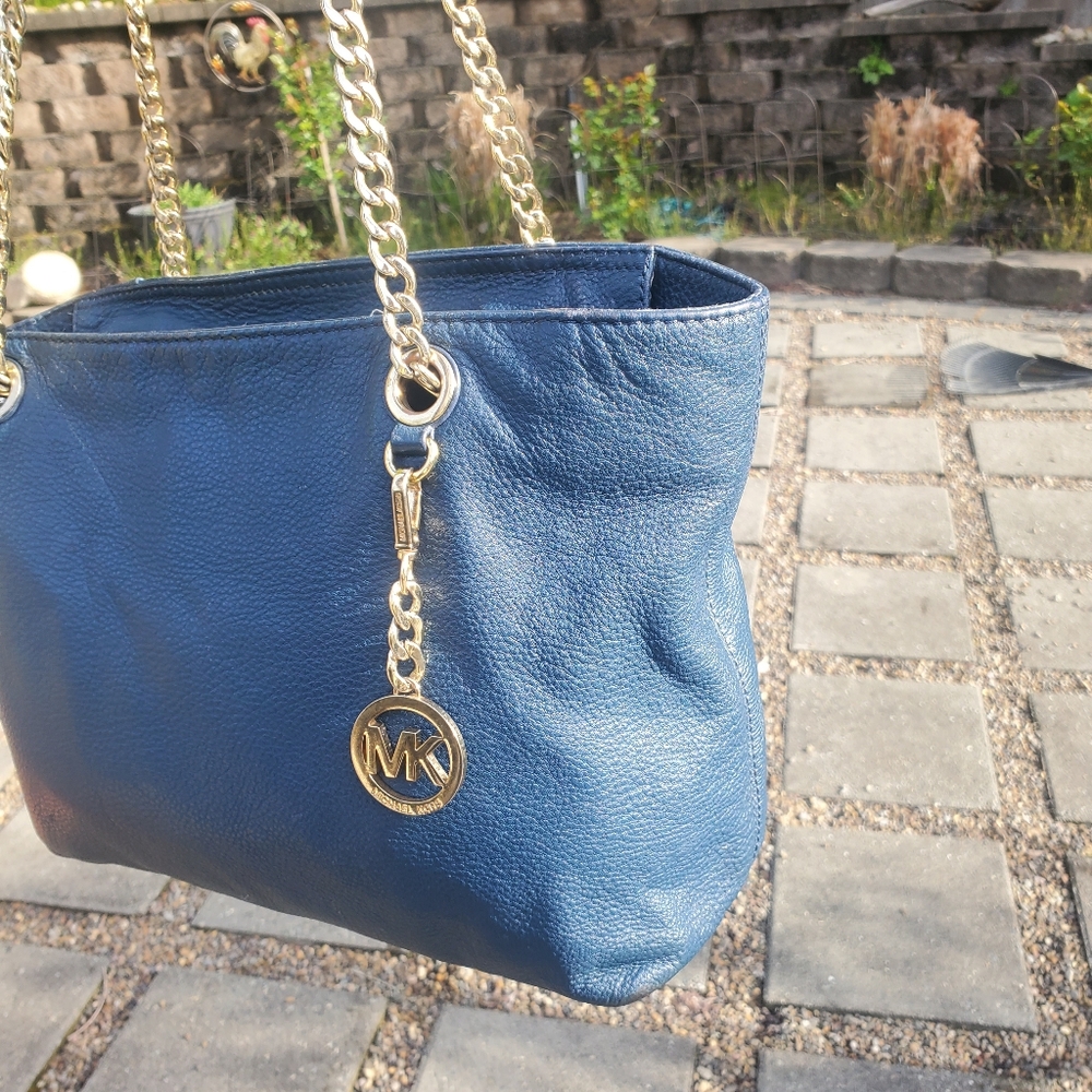 Michael Kors blue leather chain strap shoulder bag - Picture 9 of 12